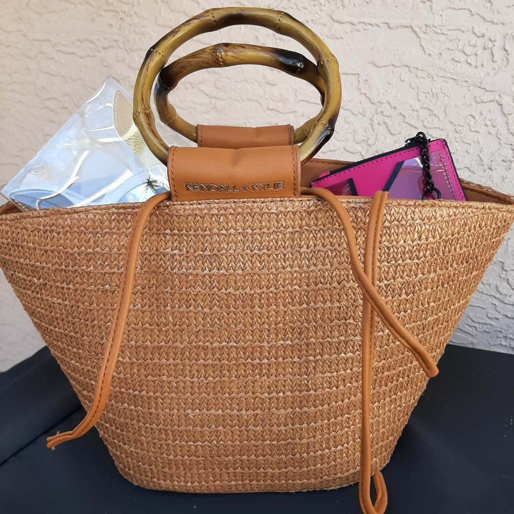 KENDALL & KYLIE Woven Bucket Tote 3 Pc Set